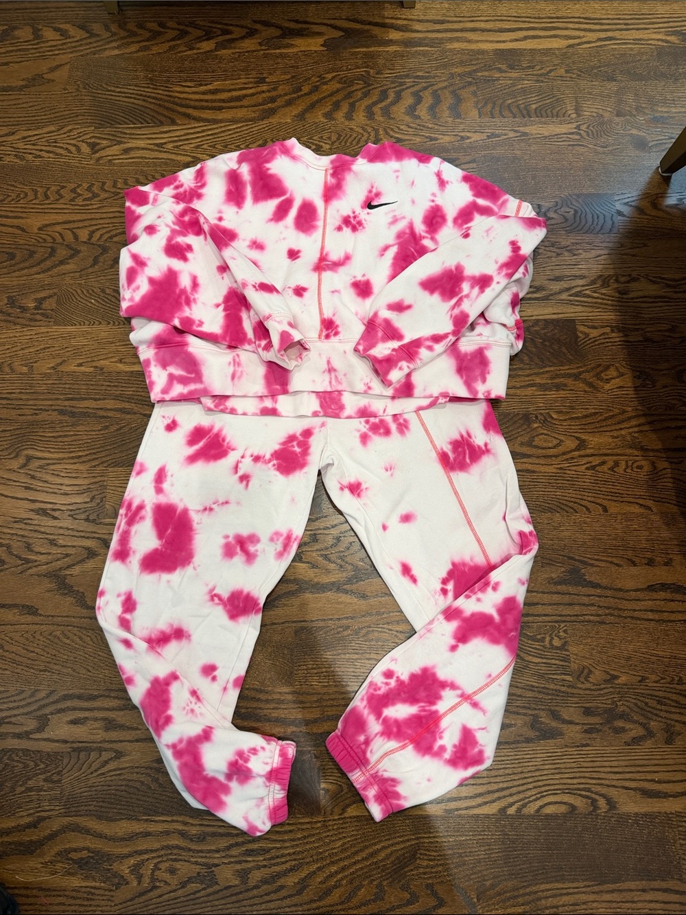 Nike Pink & White Tie-Dye Jogger Set sweatshirt, size medium